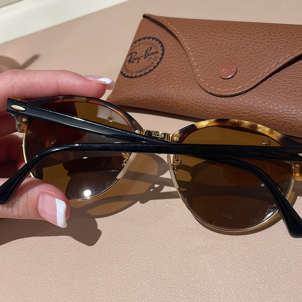 Raybans NEW - Picture 2 of 2
